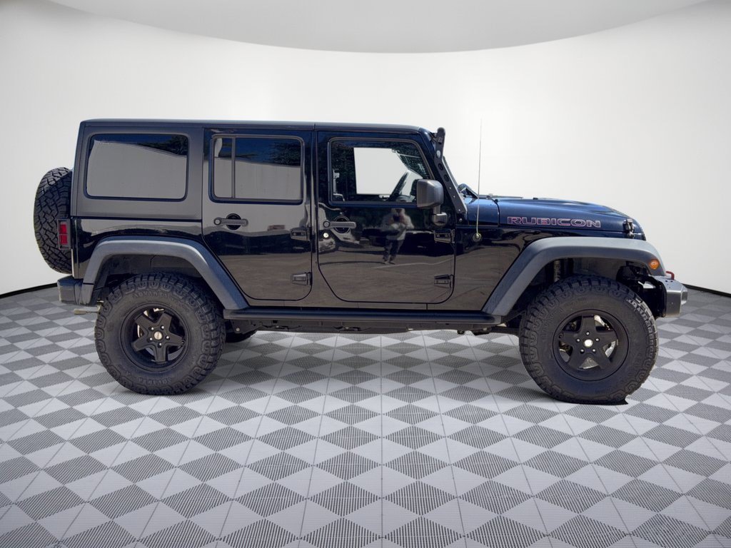 Used 2015 Jeep Wrangler Unlimited Rubicon AWD/4WD image 8
