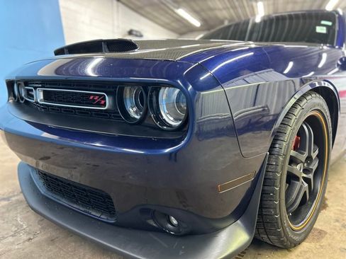 Used 2017 Dodge Challenger R/T Scat Pack w/ Leather Interior Group image 6