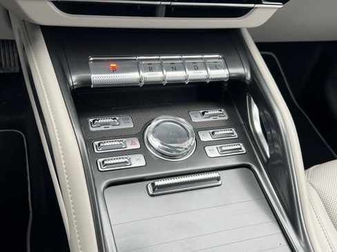 New 2026 Lincoln Nautilus Premier image 21