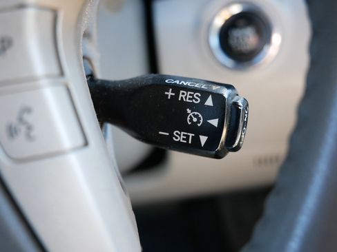 Used 2007 Toyota Camry LE image 29