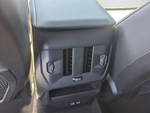 Certified 2025 BMW X3 xDrive30i image 17