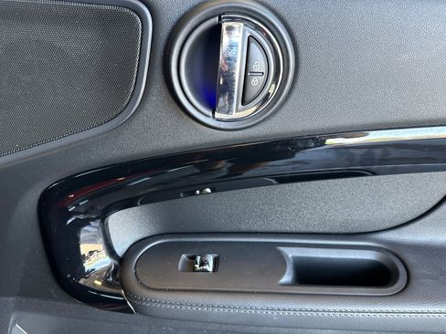 Used 2021 MINI Cooper Countryman S w/ Driver Assistance Package image 19