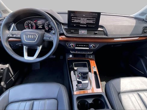 Used 2023 Audi Q5 2.0T Premium Plus w/ Premium Plus Package AWD/4WD image 16