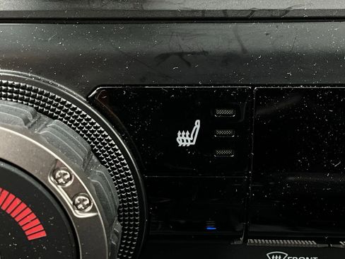 Used 2025 Toyota Tacoma TRD Off-Road image 27