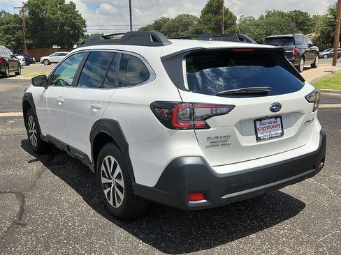 Used 2025 Subaru Outback Premium AWD/4WD image 3