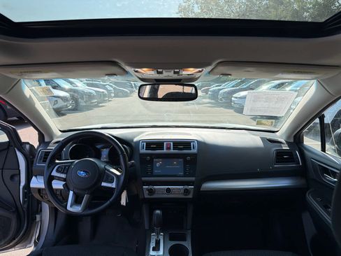 Used 2016 Subaru Outback 2.5i Premium AWD/4WD image 7