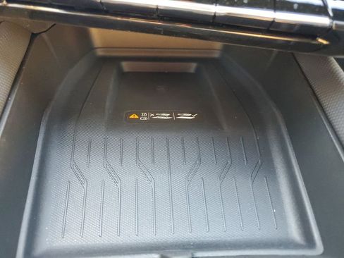 New 2026 Chevrolet Equinox EV RS image 26