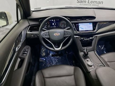 Used 2024 Cadillac XT6 Premium Luxury w/ Technology Package image 27