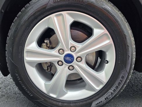 Used 2016 Ford Escape SE FWD image 10