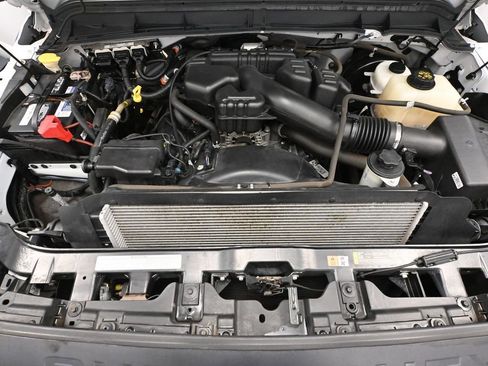 Used 2016 Ford F250 XL w/ Power Equipment Group image 46