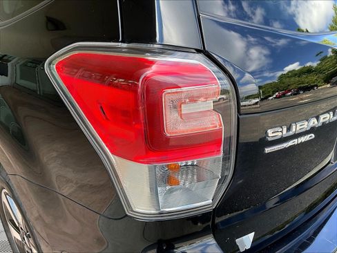 Used 2017 Subaru Forester 2.5i Premium w/ All-Weather Package AWD/4WD image 22