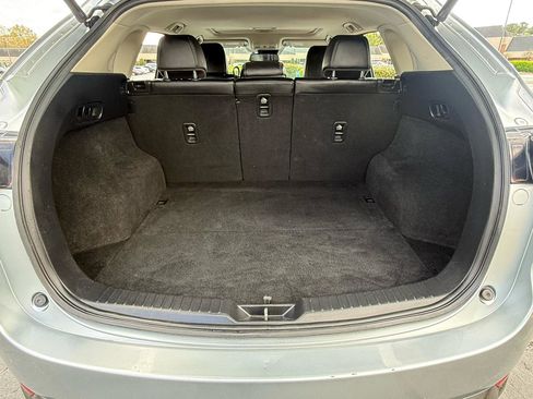 Used 2018 MAZDA CX-5 Touring w/ Preferred Equipment Package image 9