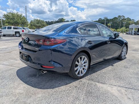 Used 2021 MAZDA MAZDA3 s FWD image 7