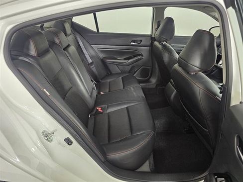 Used 2024 Nissan Altima 2.5 SR image 16