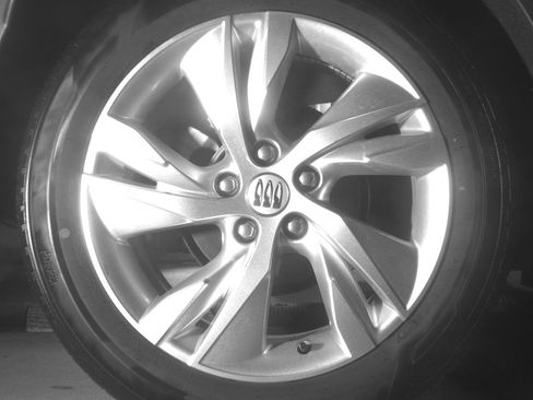 Used 2025 Buick Encore GX Preferred AWD/4WD image 15