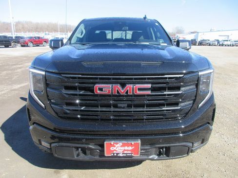 New 2026 GMC Sierra 1500 Elevation w/ Elevation Premium Package image 12