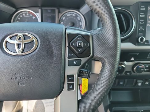 Used 2021 Toyota Tacoma SR5 image 28