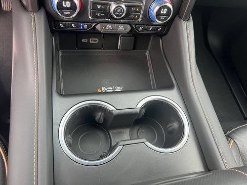 Used 2023 GMC Yukon AT4 w/ AT4 Premium Package AWD/4WD image 36