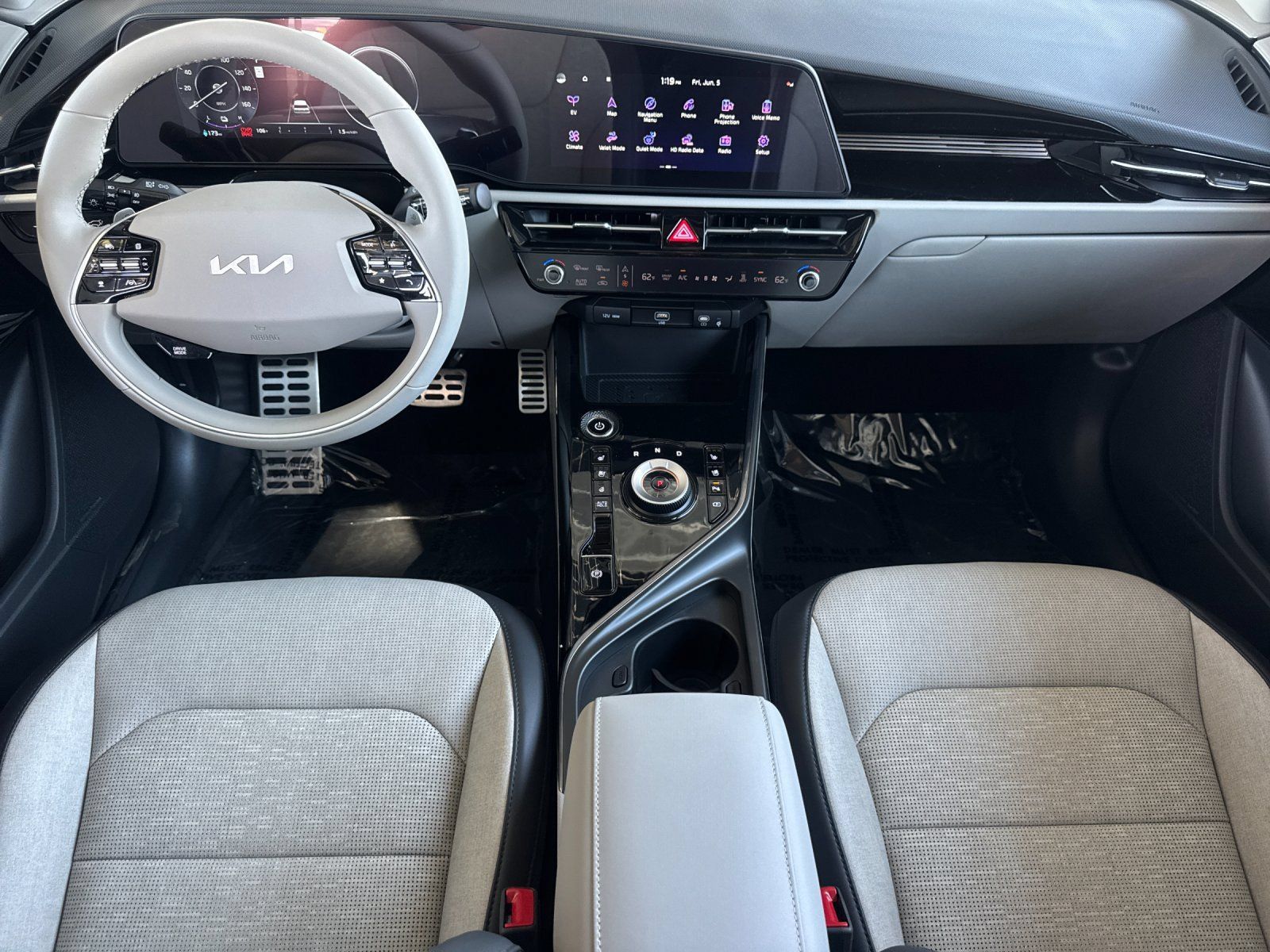 New 2026 Kia Niro Wave w/ Wave Preserve Package FWD image 14