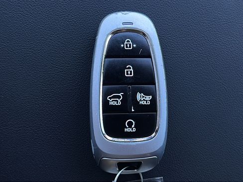 Used 2023 Hyundai Palisade Limited FWD image 29
