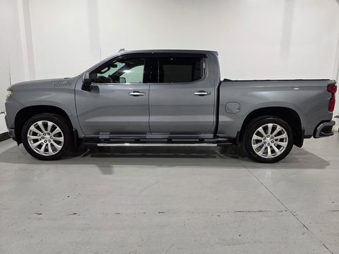 Used 2019 Chevrolet Silverado 1500 High Country image 14