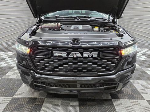 Used 2025 RAM 1500 Big Horn AWD/4WD image 37
