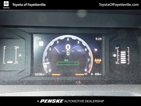 Used 2025 Toyota Tacoma SR5 w/ SR5 Upgrade Package image 11