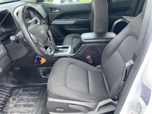 Used 2022 Chevrolet Colorado LT w/ Fleet Safety Package RWD image 17
