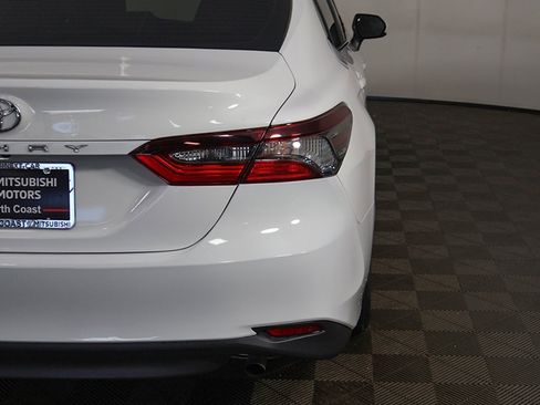 Used 2021 Toyota Camry LE image 13