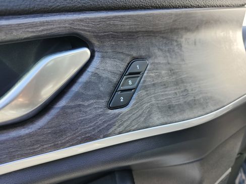 Used 2021 Jeep Grand Cherokee L Limited w/ Trailer Tow Group (B) image 28