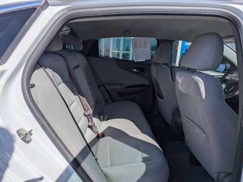 Used 2018 Chevrolet Malibu LS image 36