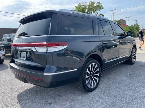 Used 2024 Lincoln Navigator L Reserve AWD/4WD image 5