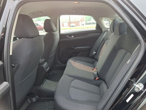 Used 2021 Kia K5 LX FWD image 10
