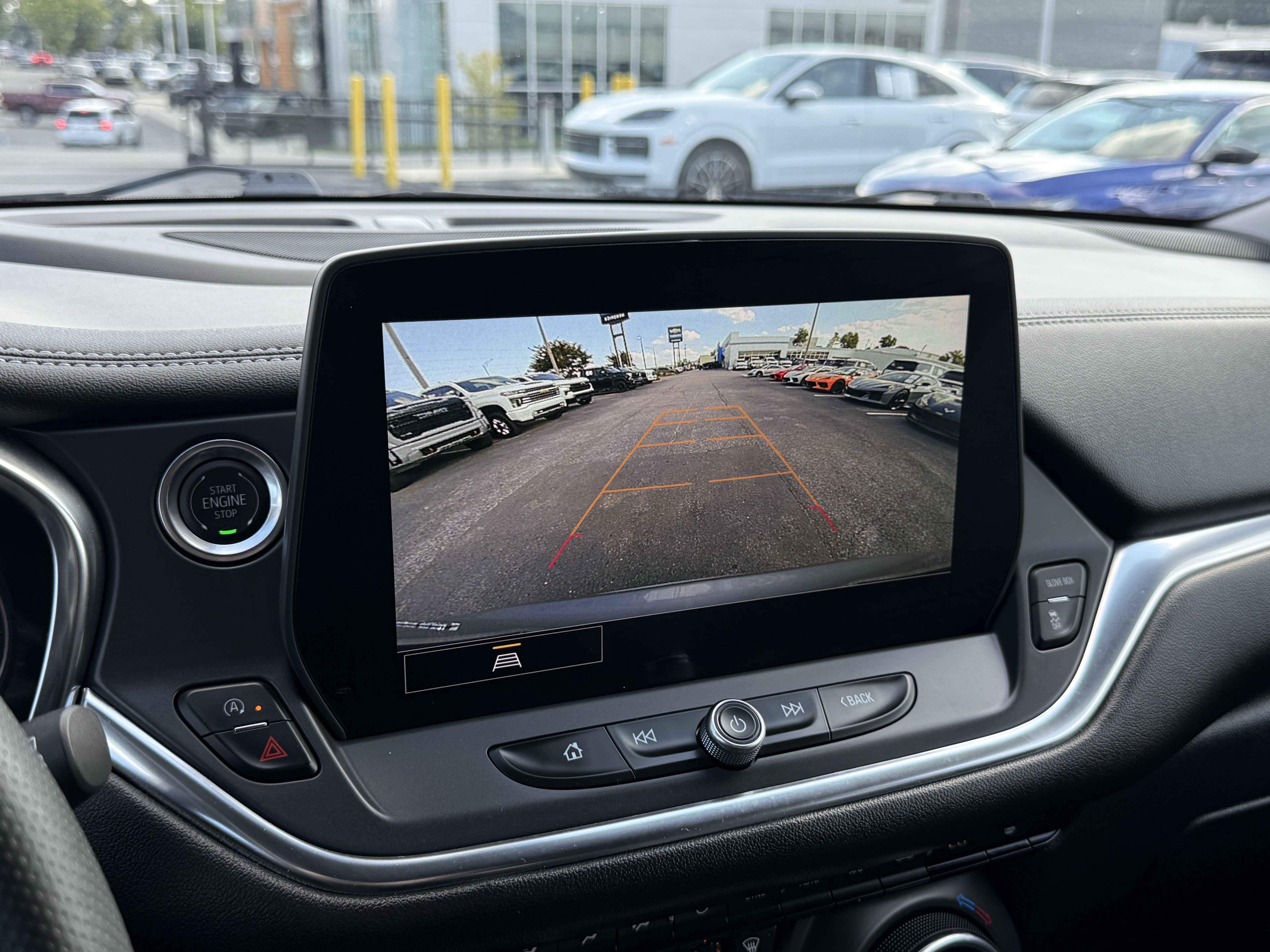 Used 2025 Chevrolet Blazer LT FWD image 24