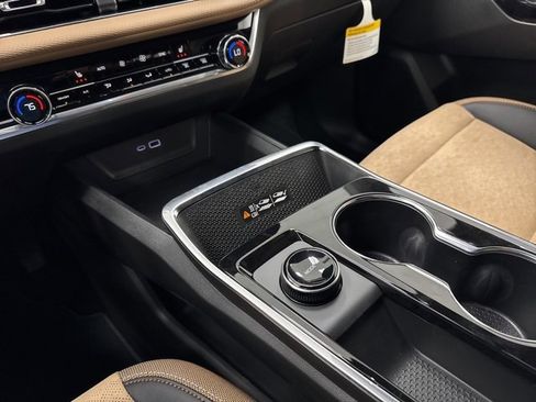 New 2026 Chevrolet Equinox ACTIV image 21