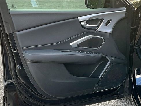 Used 2024 Acura RDX SH-AWD image 19