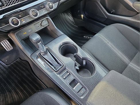 Used 2022 Honda Civic Sport image 25
