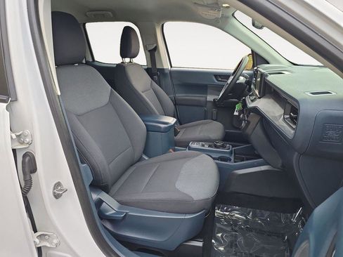 Used 2022 Ford Maverick XL image 4