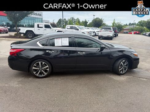 Used 2016 Nissan Altima 3.5 SR FWD image 3