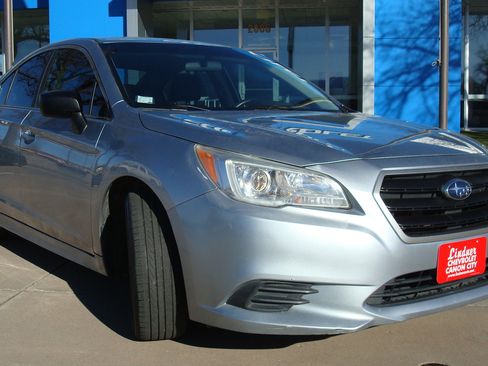 Used 2017 Subaru Legacy 2.5i w/ Alloy Wheel Package image 3