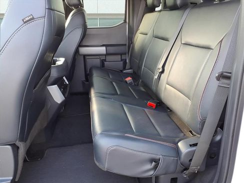 Used 2023 Ford F350 Lariat image 19