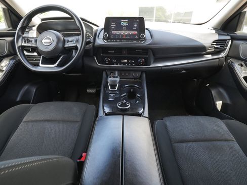 Used 2024 Nissan Rogue SV AWD/4WD image 43