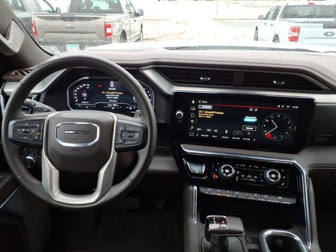 Used 2023 GMC Sierra 1500 Denali w/ Technology Package image 17