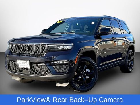 Used 2024 Jeep Grand Cherokee Limited w/ Black Appearance Package AWD/4WD image 3