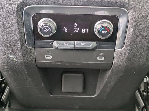 Used 2024 Chevrolet Tahoe LT image 17