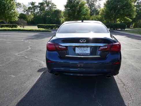 Used 2016 INFINITI Q70 L 3.7 w/ Deluxe Touring Package AWD/4WD image 7