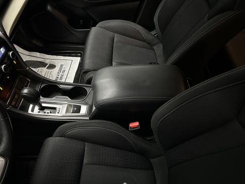 Used 2020 Subaru Ascent Premium w/ Convenience Package image 40