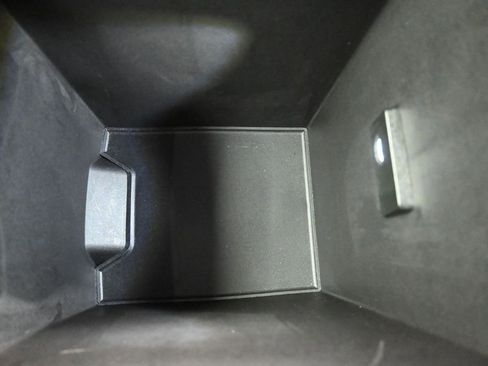 Used 2025 GMC Acadia Elevation FWD image 17