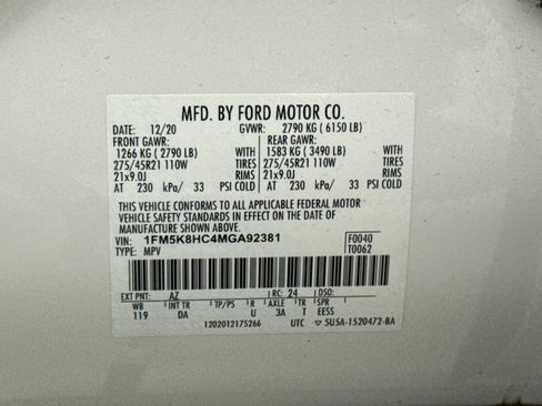 Used 2021 Ford Explorer Platinum w/ Equipment Group 601A AWD/4WD image 13