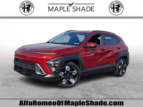 Used 2025 Hyundai Kona SEL image 1